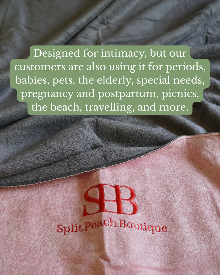 Split Peach Waterproof Blanket Red & Black-Supreme