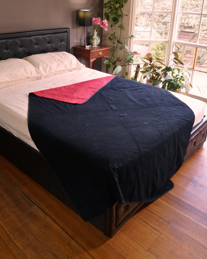 Split Peach Waterproof Blanket/Towel/Sheet-Original