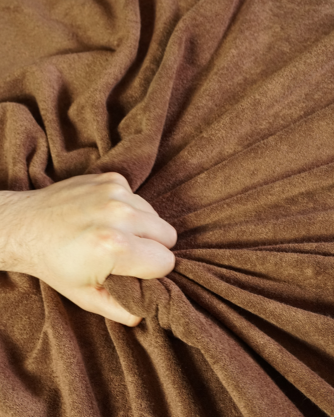 Split Peach Bamboo and Cotton Waterproof Blanket – Espresso Earth