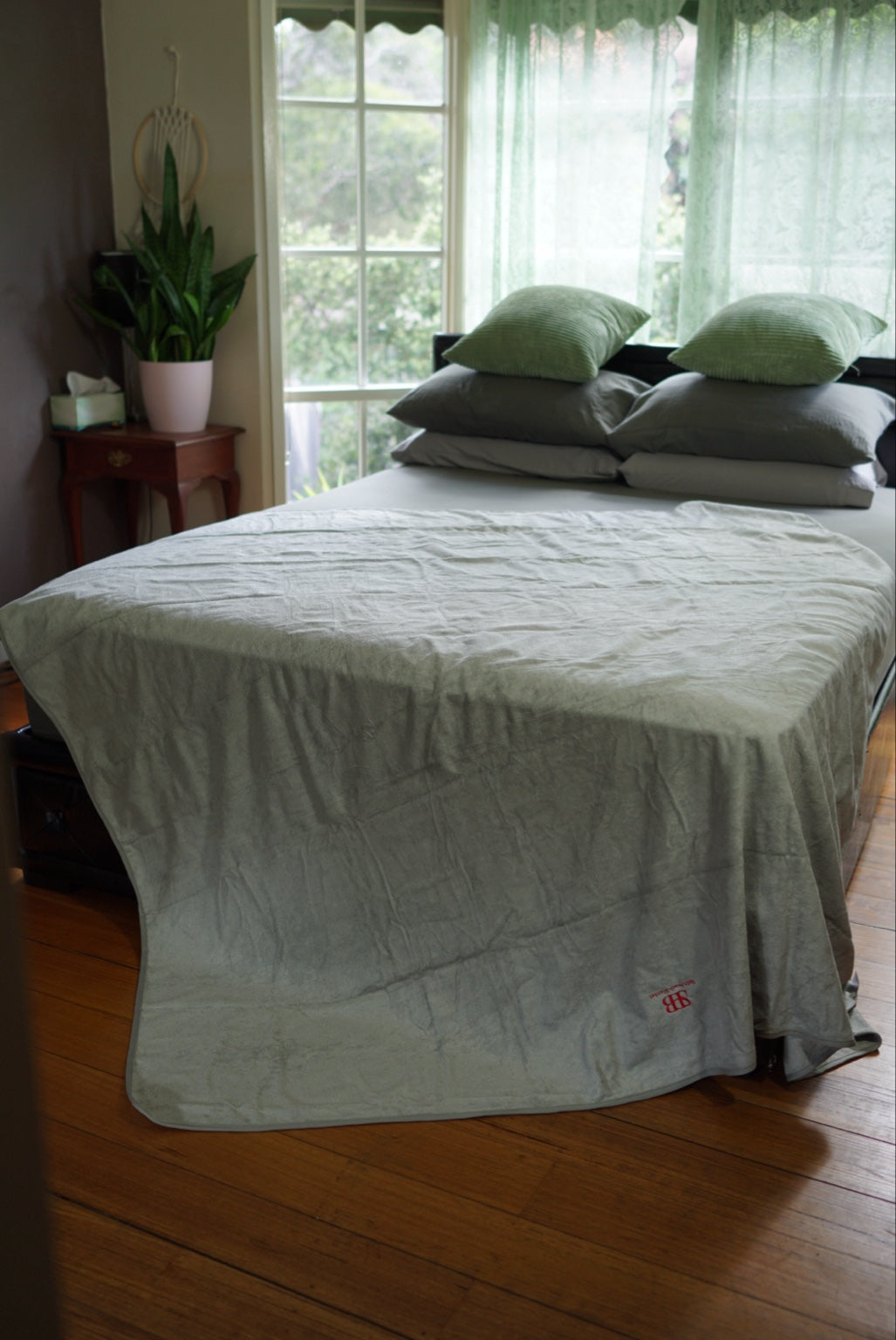 Waterproof Blanket – Bamboo & Cotton – Luxury 2 × 2 m – Crystal